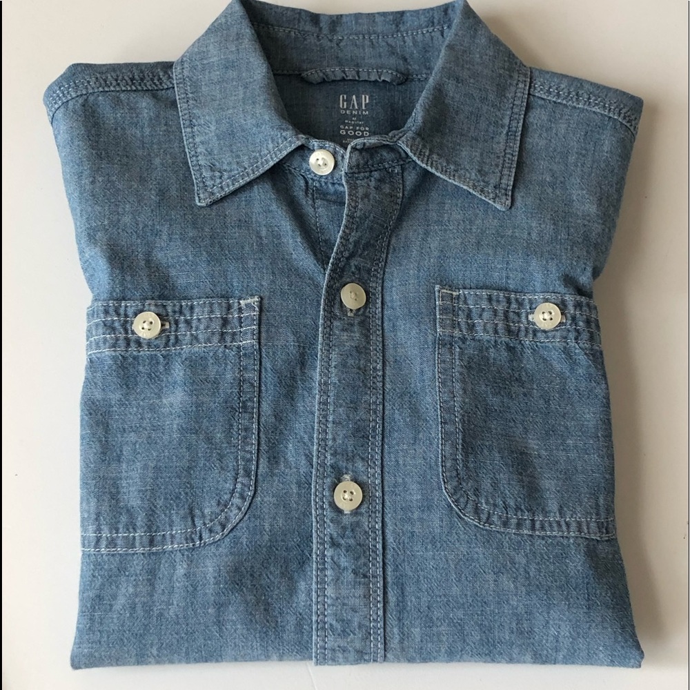 Gap Chambray Button Down